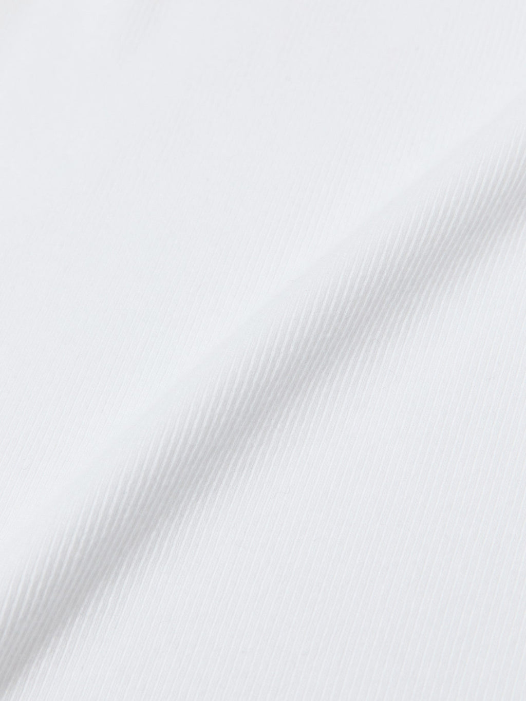G FINE STRAP CAMISOLE