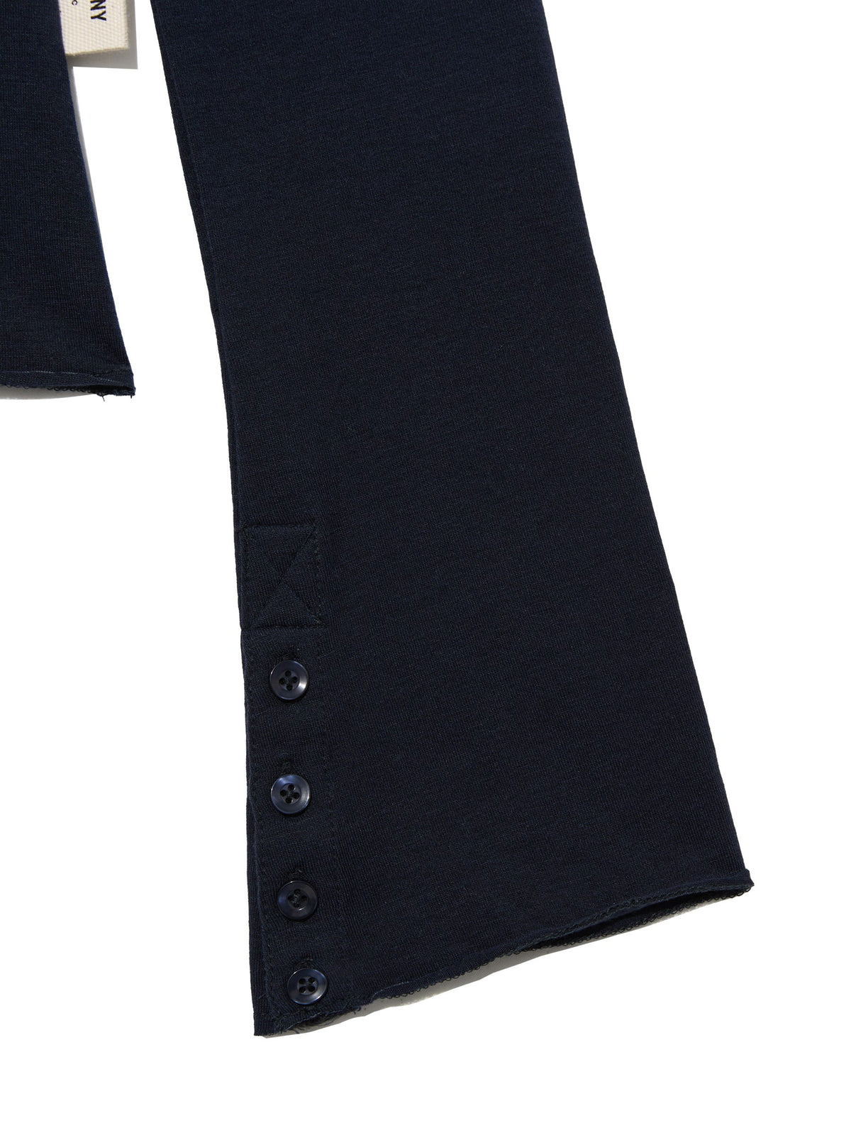 G BUTTON LONG SLEEVE