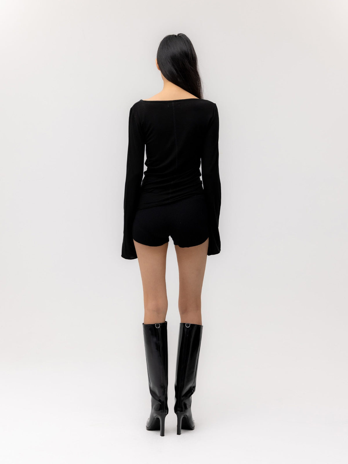 G BUTTON LONG SLEEVE