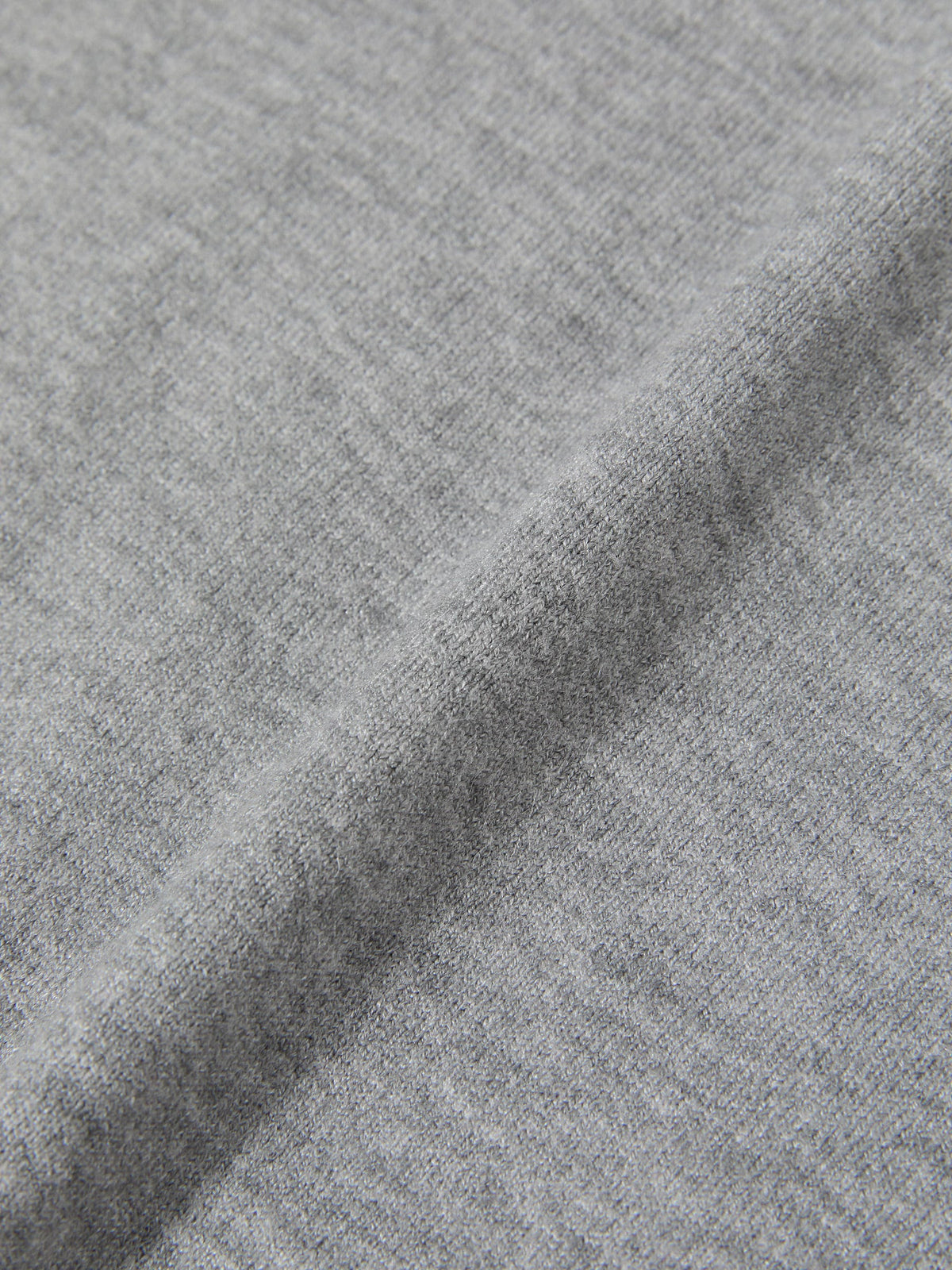 G HUG V-NECK KNIT HOODIE