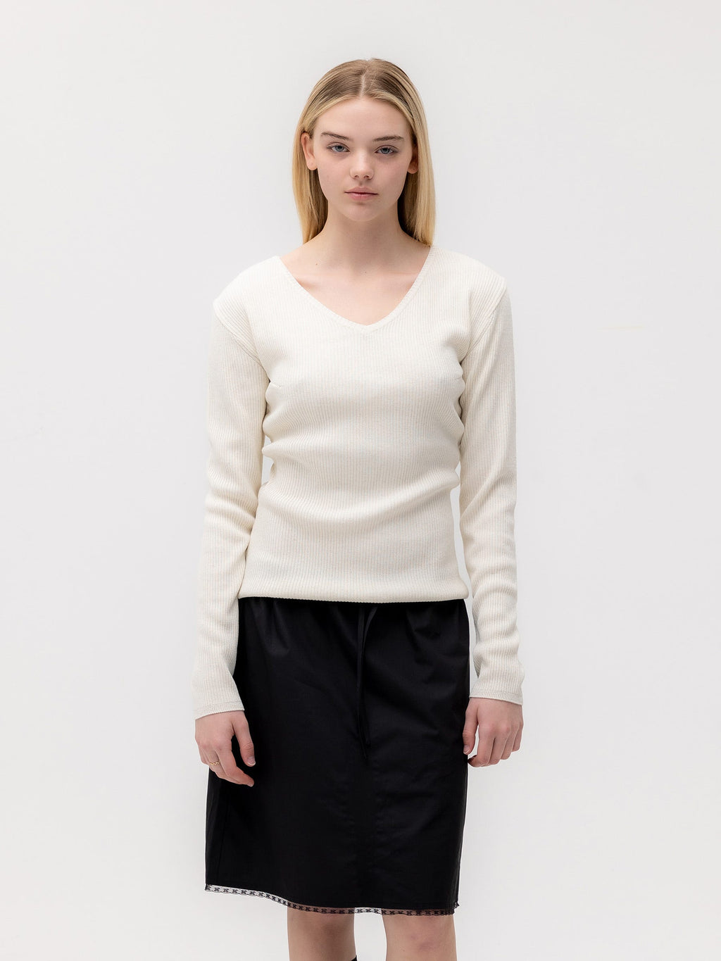 G CLASSIC RIB V-NECK KNIT