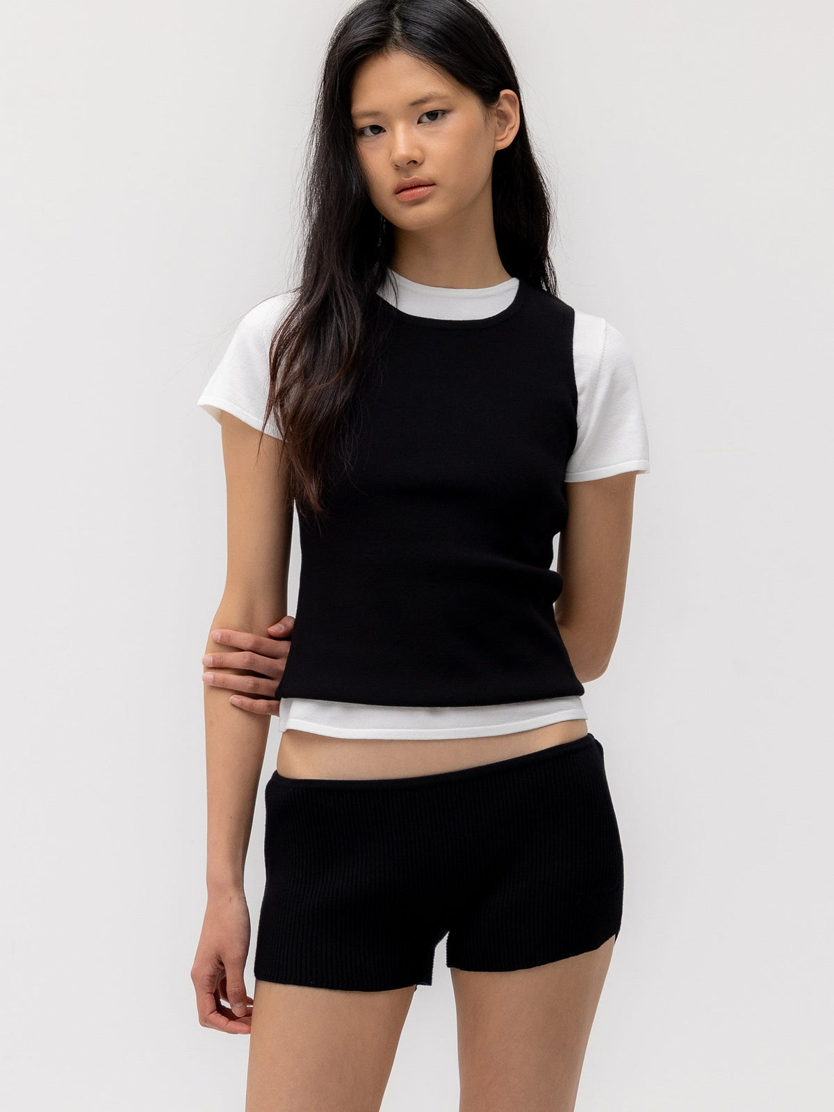 G REST KNIT SLEEVELESS